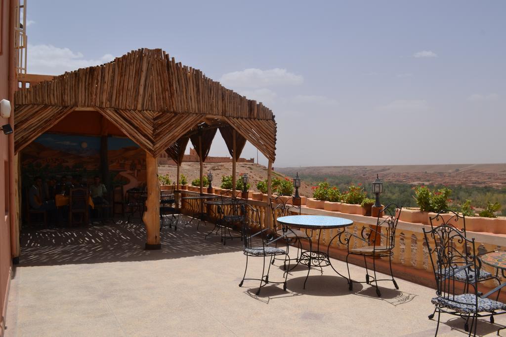 Hotel Almanader Boumalne Стая снимка