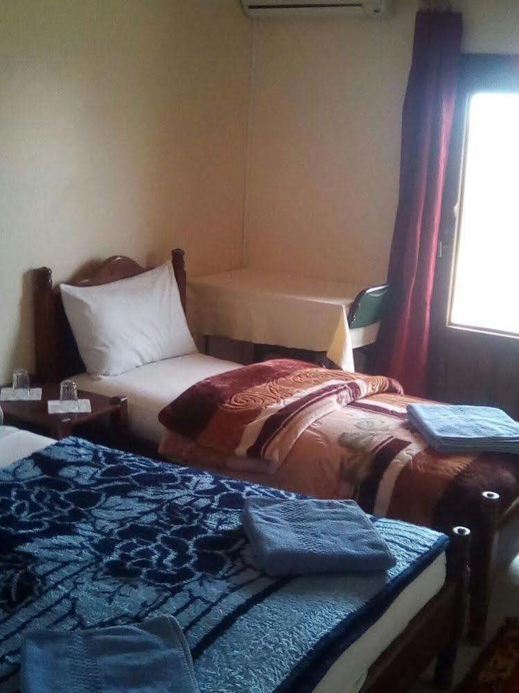 Hotel Almanader Boumalne Екстериор снимка