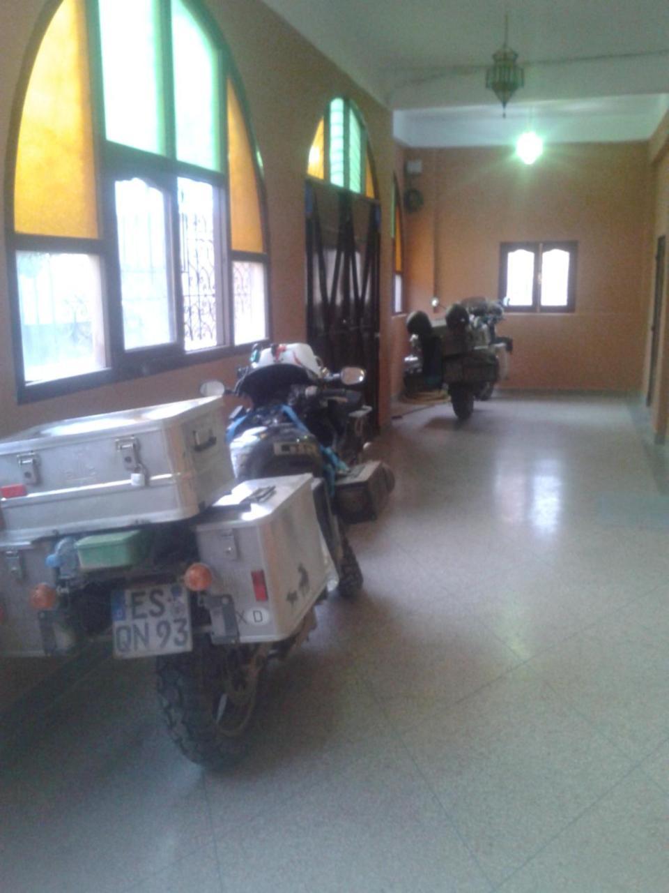 Hotel Almanader Boumalne Екстериор снимка