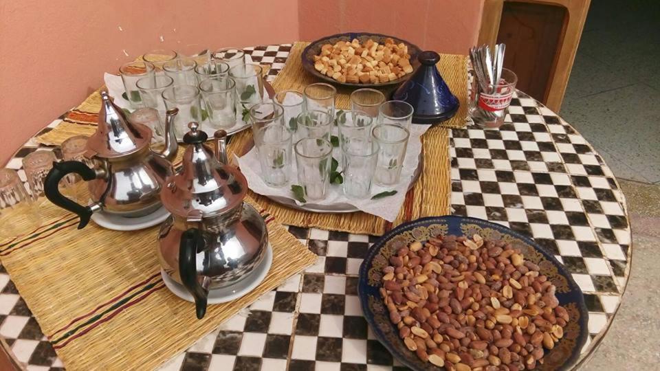 Hotel Almanader Boumalne Екстериор снимка